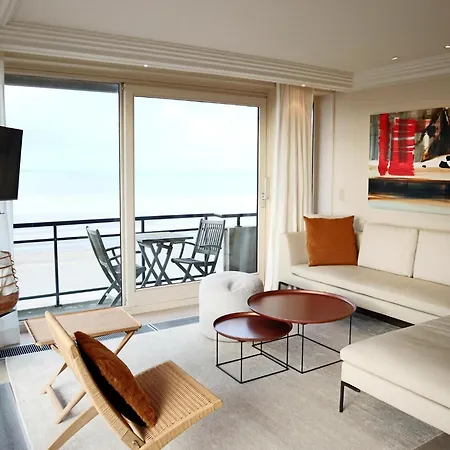 Apartment Attic Apartment In Nieuwpoort By The Beach, Cleaning Included *