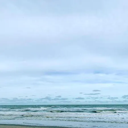 アパート Attic Apartment In Nieuwpoort By The Beach, Cleaning Included *